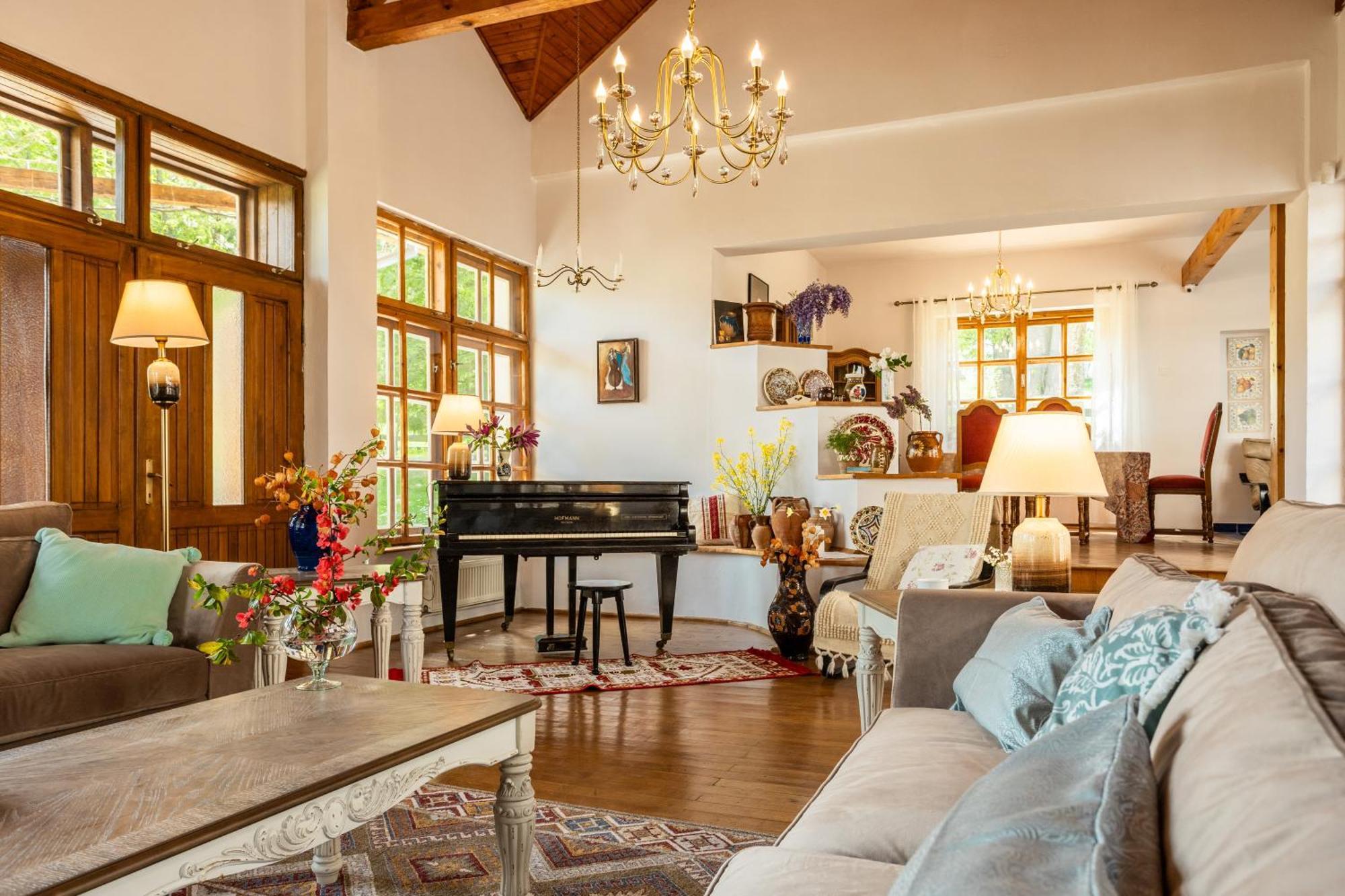 Villa Alba By Akasha Retreat บราน ภายนอก รูปภาพ